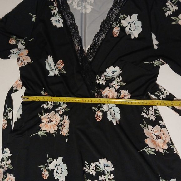 Skue Curve Floral Lace V-neck  Blouse Top Size 1XL - Picture 8 of 11